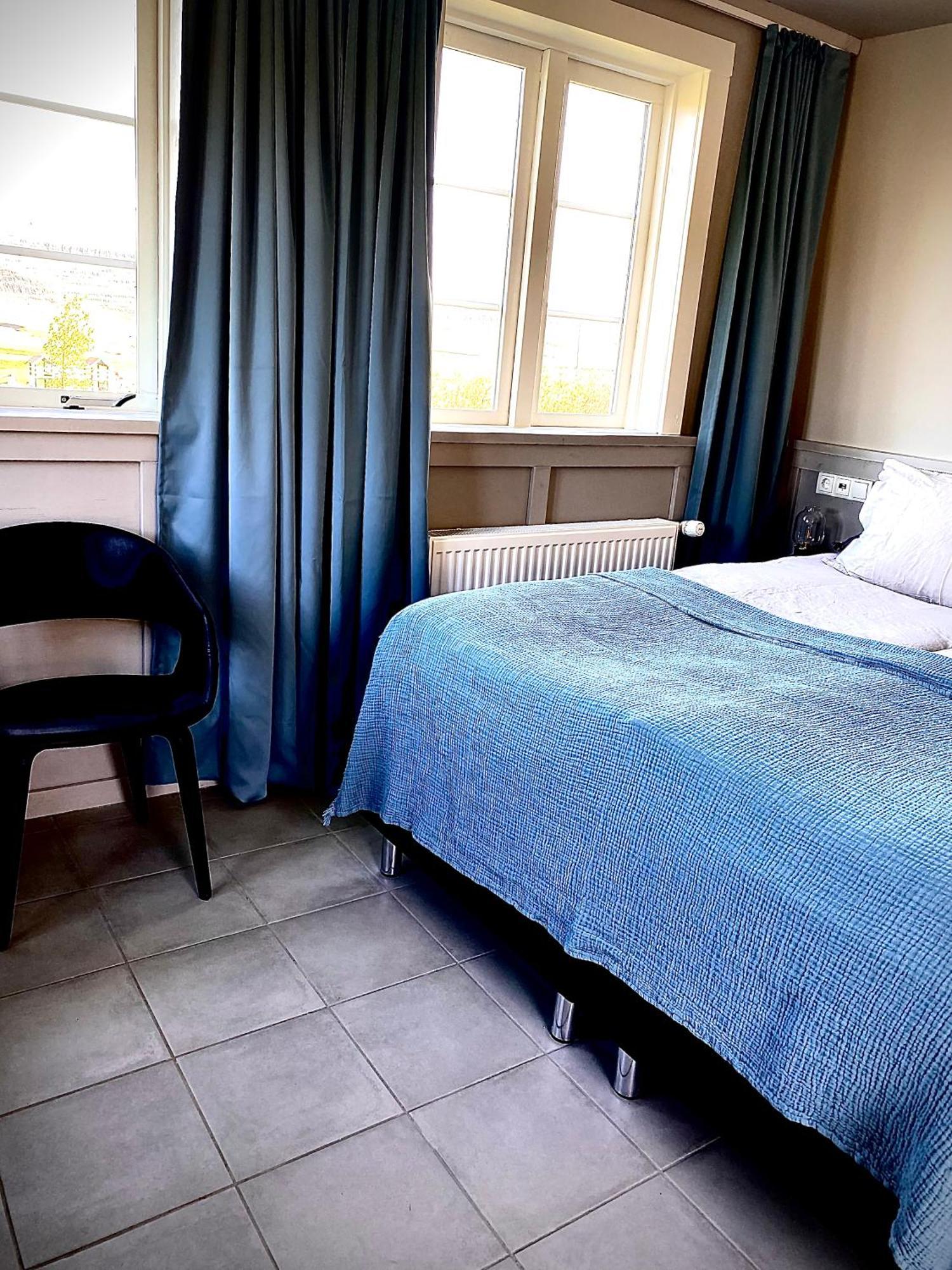 Hraunsnef Country 3*